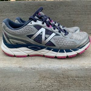 New Balance 840 V3 Running Shoes Sz 9.5